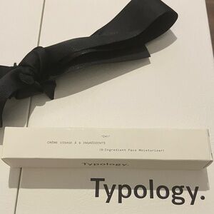 D41 Typology Cream White Moisturizer